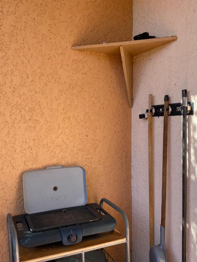 Apartamento Charmant Studio Costebelle Proche Gare, Terrasse Et Parking Gratuit Hyères Exterior foto